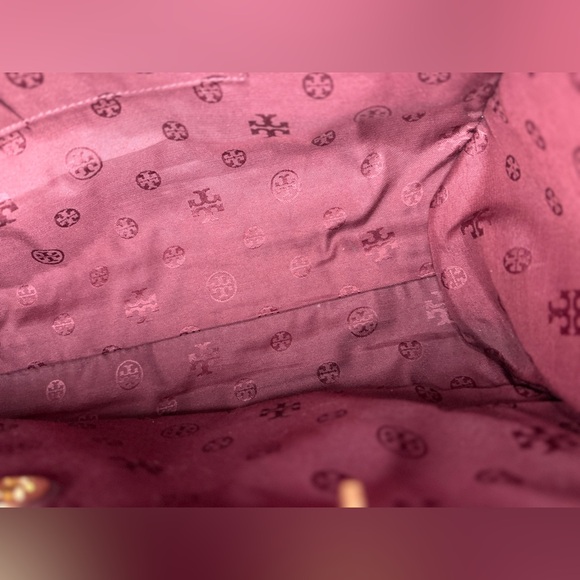 TORY BURCH Ella Tote Burgundy Quilted Handbag - Picture 13 of 16